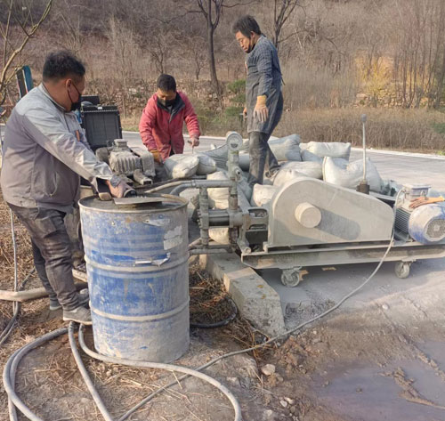 上高路面下沉注浆